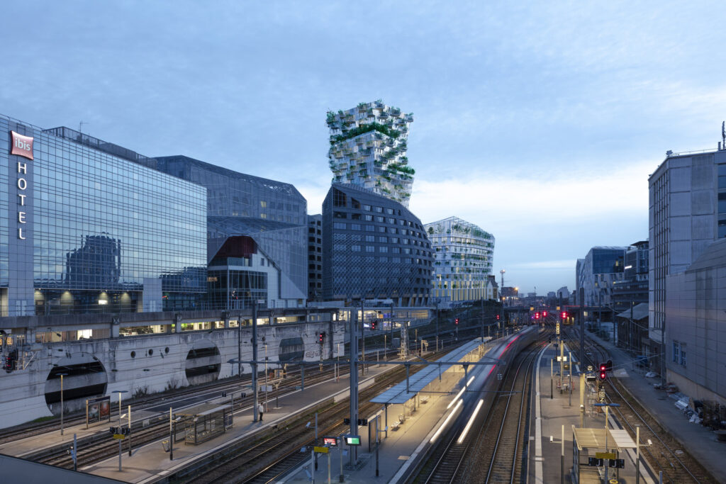 DREAM_FUJIMOTO_GARE_HD_Post_web