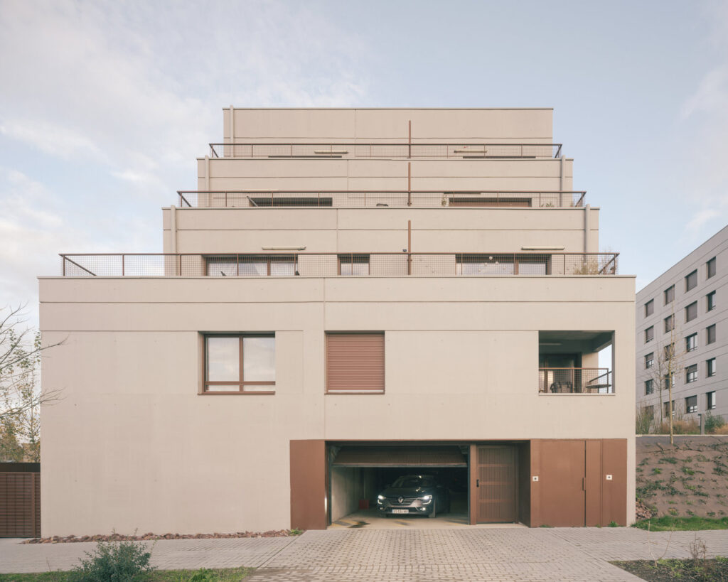 ALTA Architecture - Aviateur - Saint-Jacques-de-la-Lande © Charly Broyez