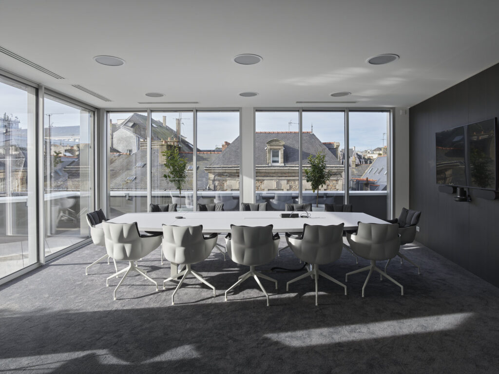 P0064891Photo ©S.Chalmeau libre de droits phone_web