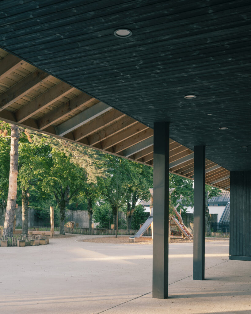 ALTA Architecture - Ecole Jean de la Fontaine - Tours © Charly Broyez