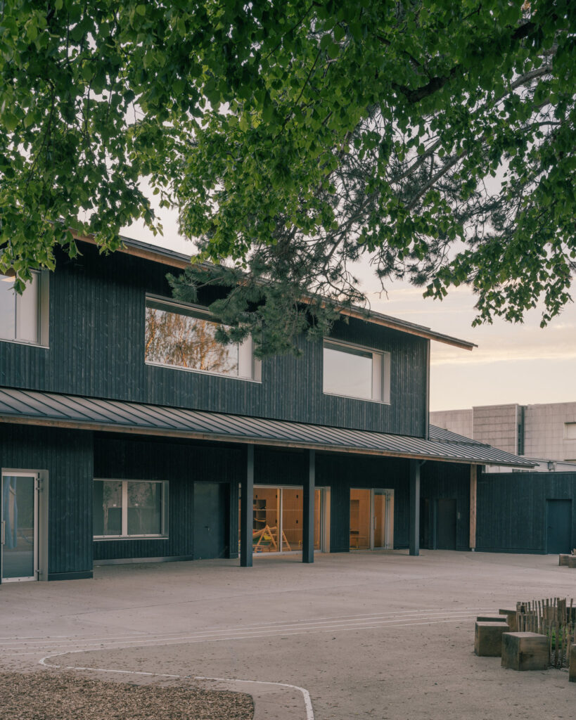 ALTA Architecture - Ecole Jean de la Fontaine - Tours © Charly Broyez
