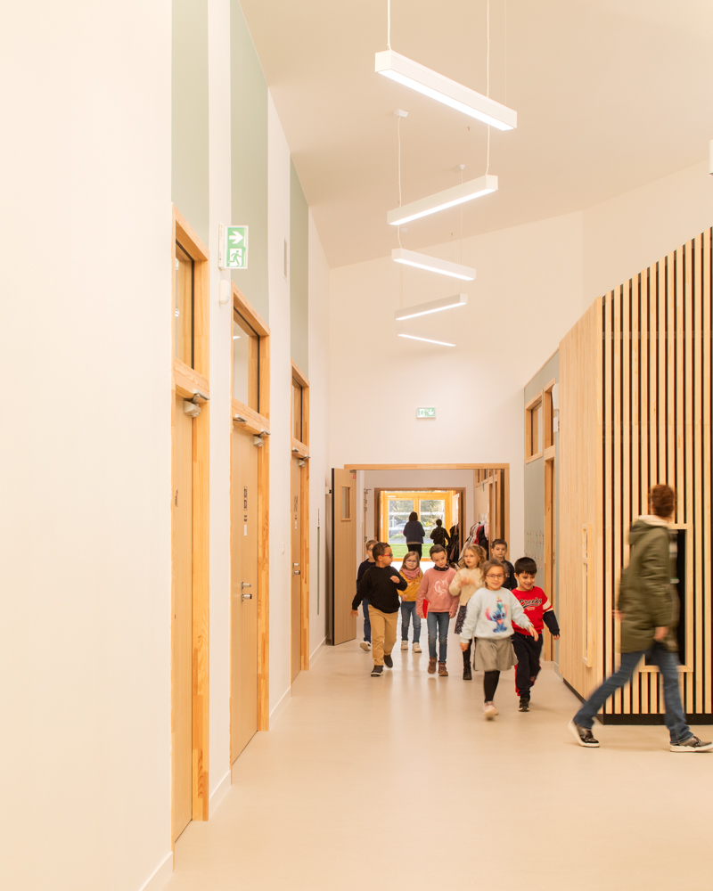 ecole L'HUISSERIE (53)